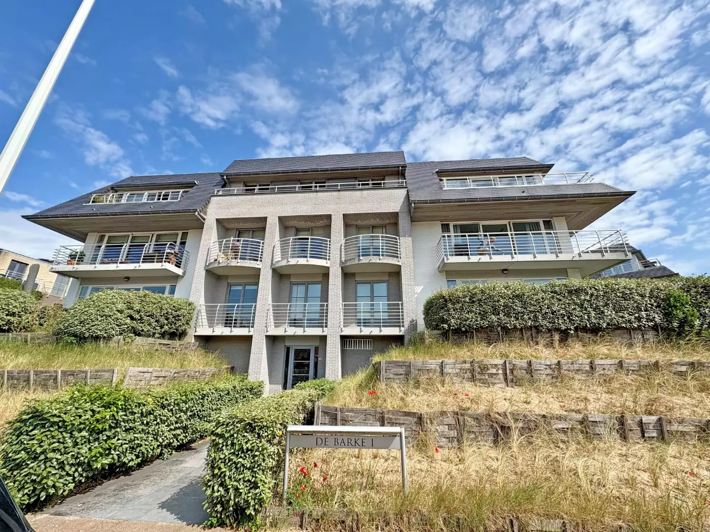 Recent appartement nabij het strand.