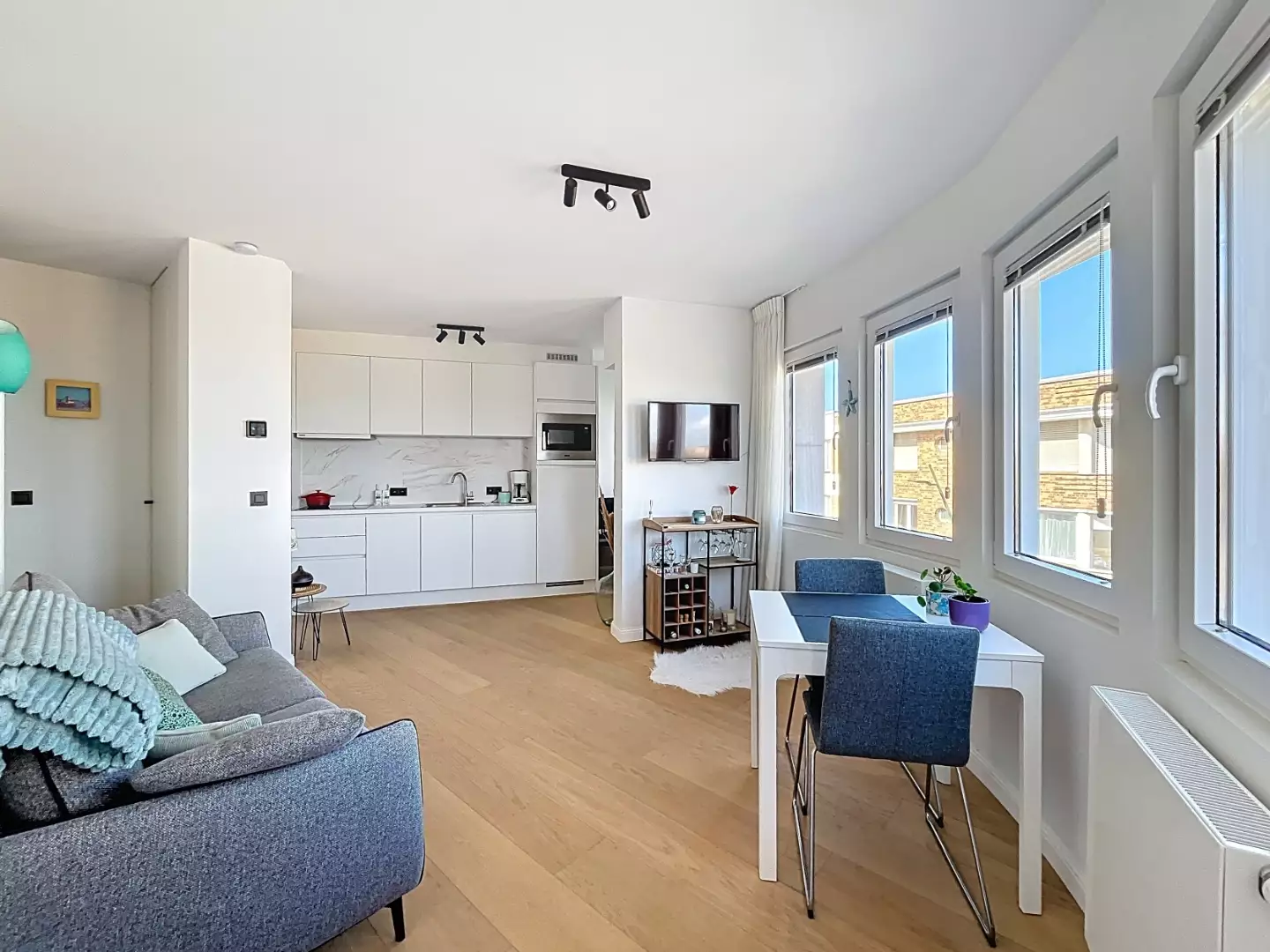 Appartement met prachtig zicht op duinen en zee.