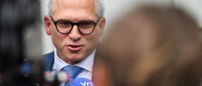 Vlaamse regering verhoogt registratierechten op aankoop gezinswoning.